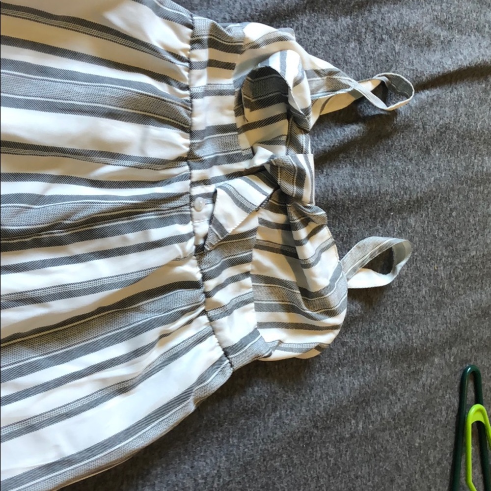 Jumper - Picture 2 of 3